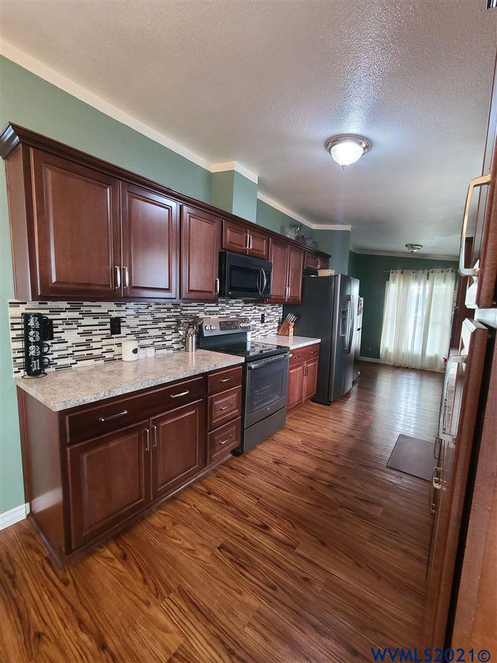 892 Hoffman Road Northeast, Unit 57 Salem, OR 97301 - Photo 13 of 32 Gallery Image 13