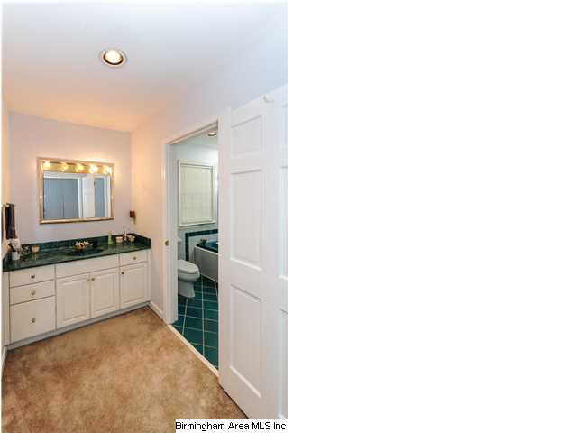 1540 Saulter View Road Birmingham, AL 35209 - Photo 21 of 32