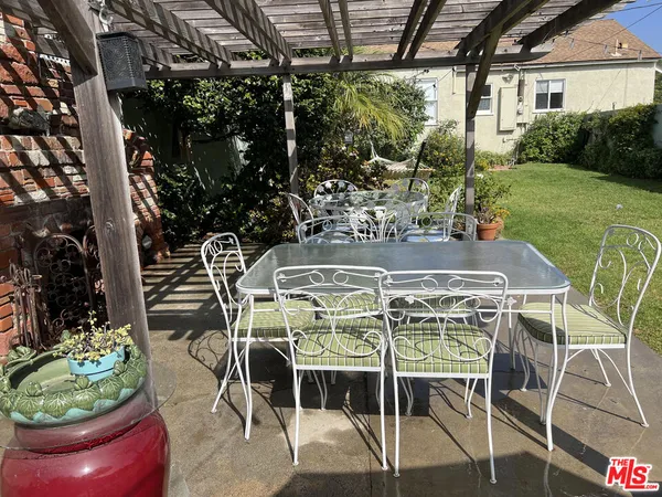 $4,700 | West 83rd Street, Los Angeles, CA 90045