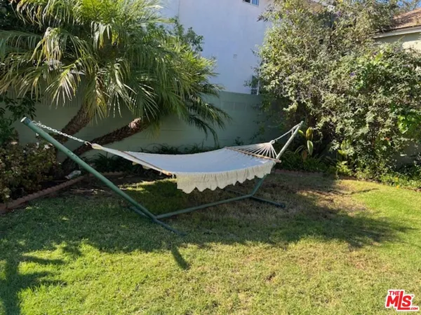 $4,700 | West 83rd Street, Los Angeles, CA 90045