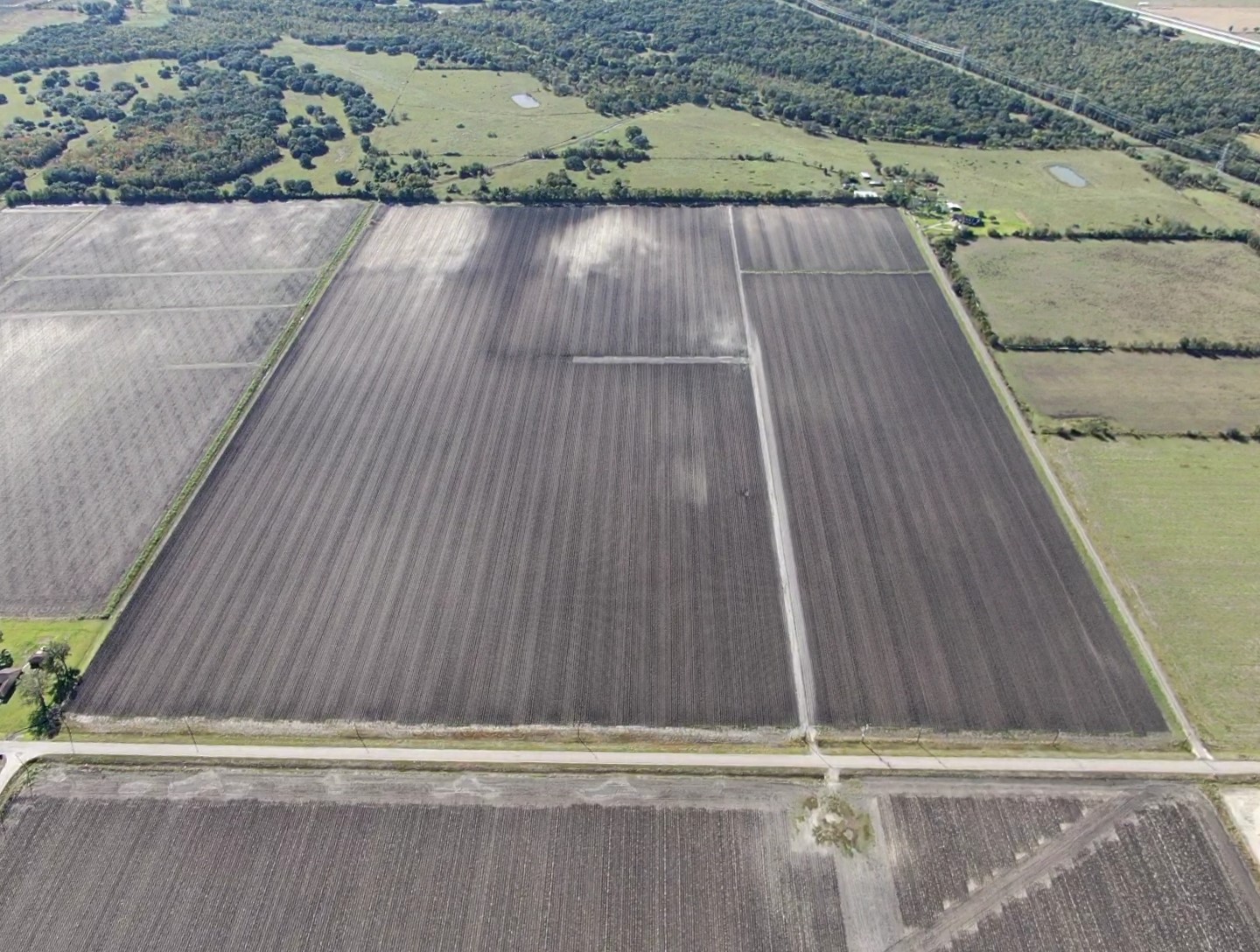 1010 County Road 23 Damon, TX 77430 - Photo 7 of 11