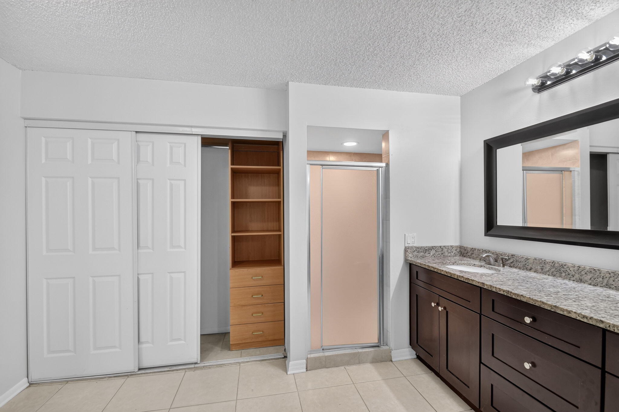 744 Springdale Circle Palm Springs, FL 33461 - Photo 33 of 40 30-web-or-mls-DSC_4118