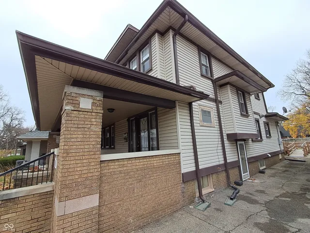 $320,000 | 617 East 37th Street, Indianapolis, IN 46205