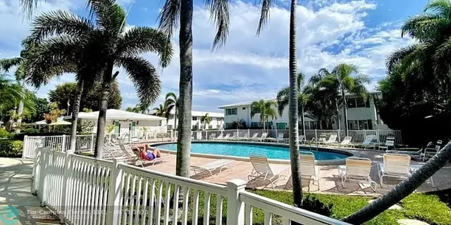 $1,490 | 1801 Northeast 62nd Street, Unit 105, Fort Lauderdale, FL 33308