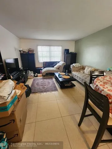 $1,490 | 1801 Northeast 62nd Street, Unit 105, Fort Lauderdale, FL 33308