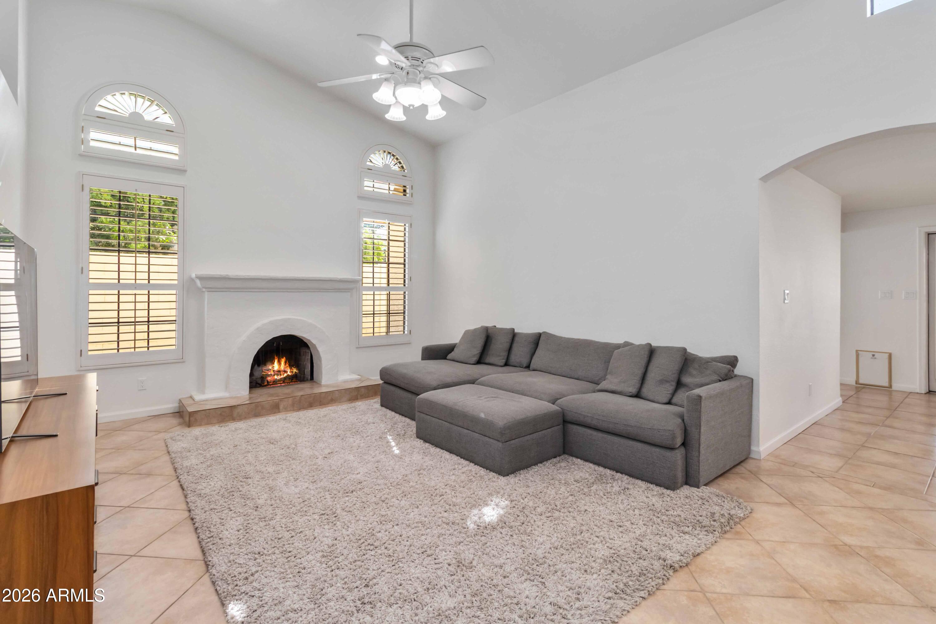 211 East Rhea Road Tempe, AZ 85284 - Photo 12 of 87 012