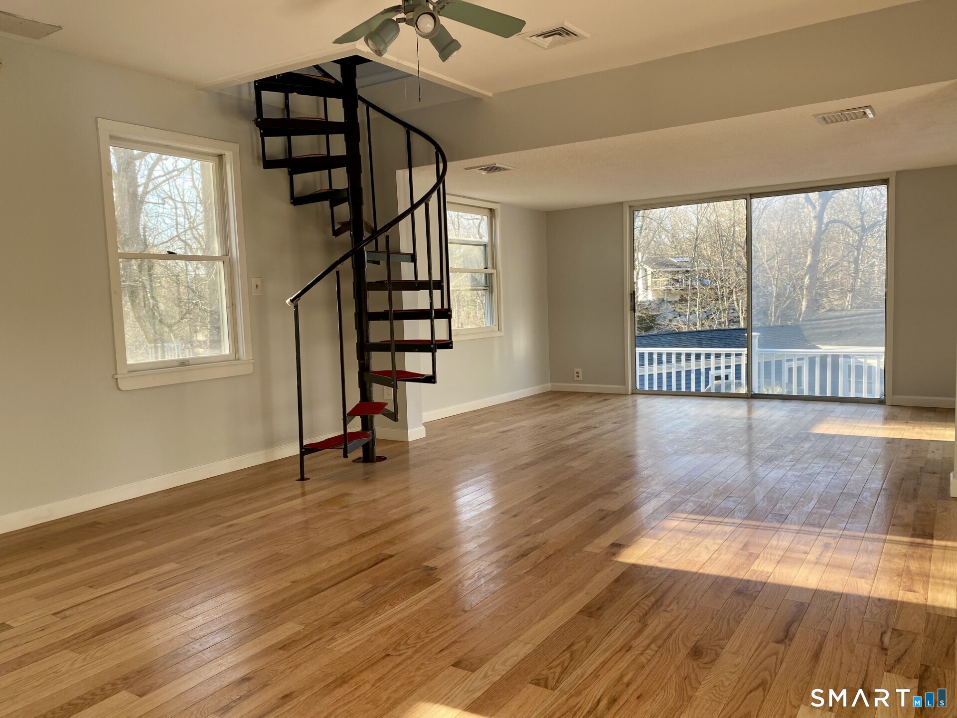 15 Baxter Road Clinton, CT 06413 - Photo 3 of 18