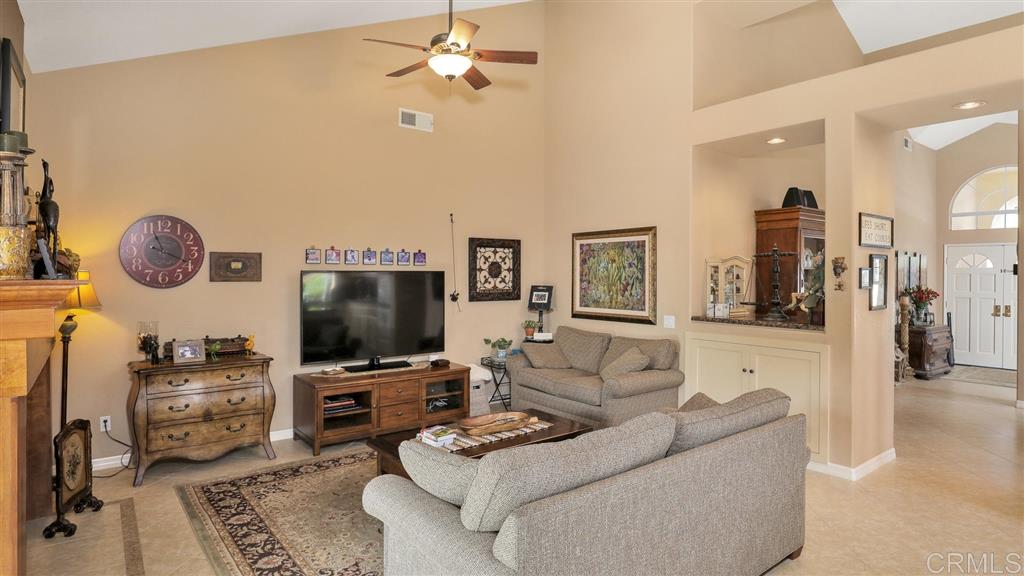 12333 Mesa Crest Road Poway, CA 92064 - Photo 5 of 25 Gallery Image 5