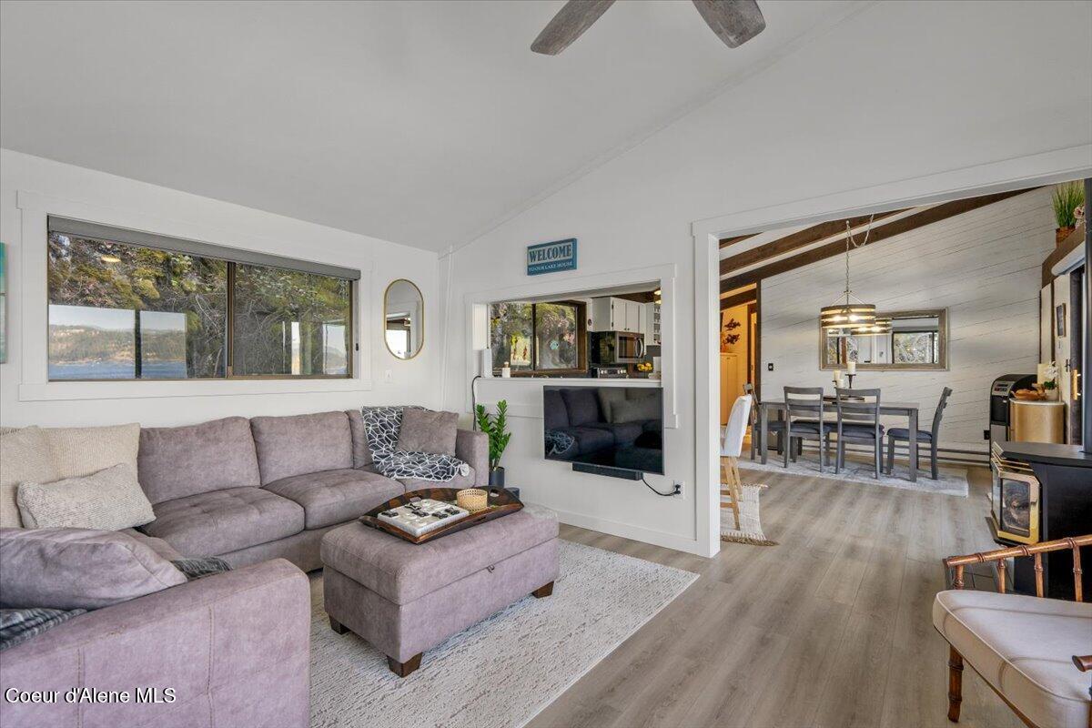 3607 South Eddyville Road Harrison, ID 83833 - Photo 17 of 42 17-Living Room