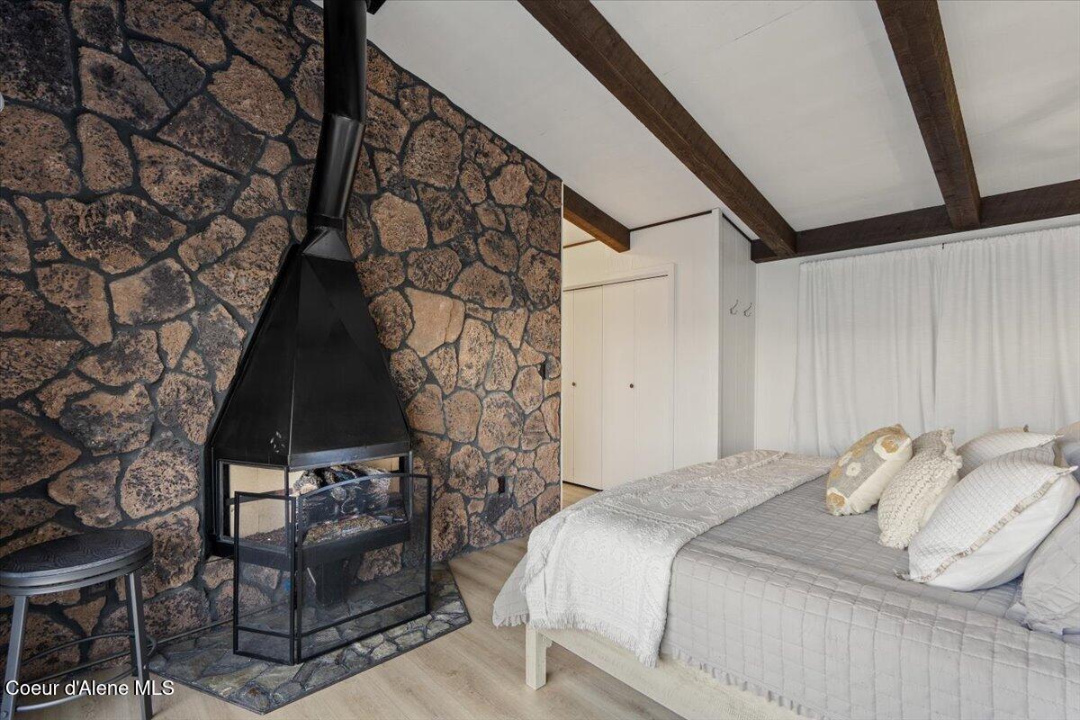 3607 South Eddyville Road Harrison, ID 83833 - Photo 20 of 42 20-Primary bedroom