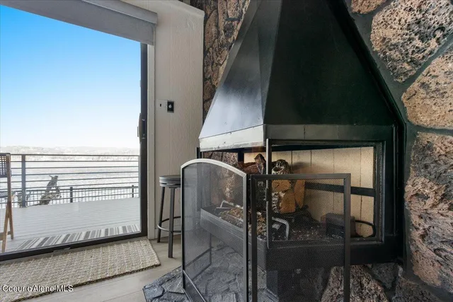 $1,495,000 | 3607 South Eddyville Road, Harrison, ID 83833