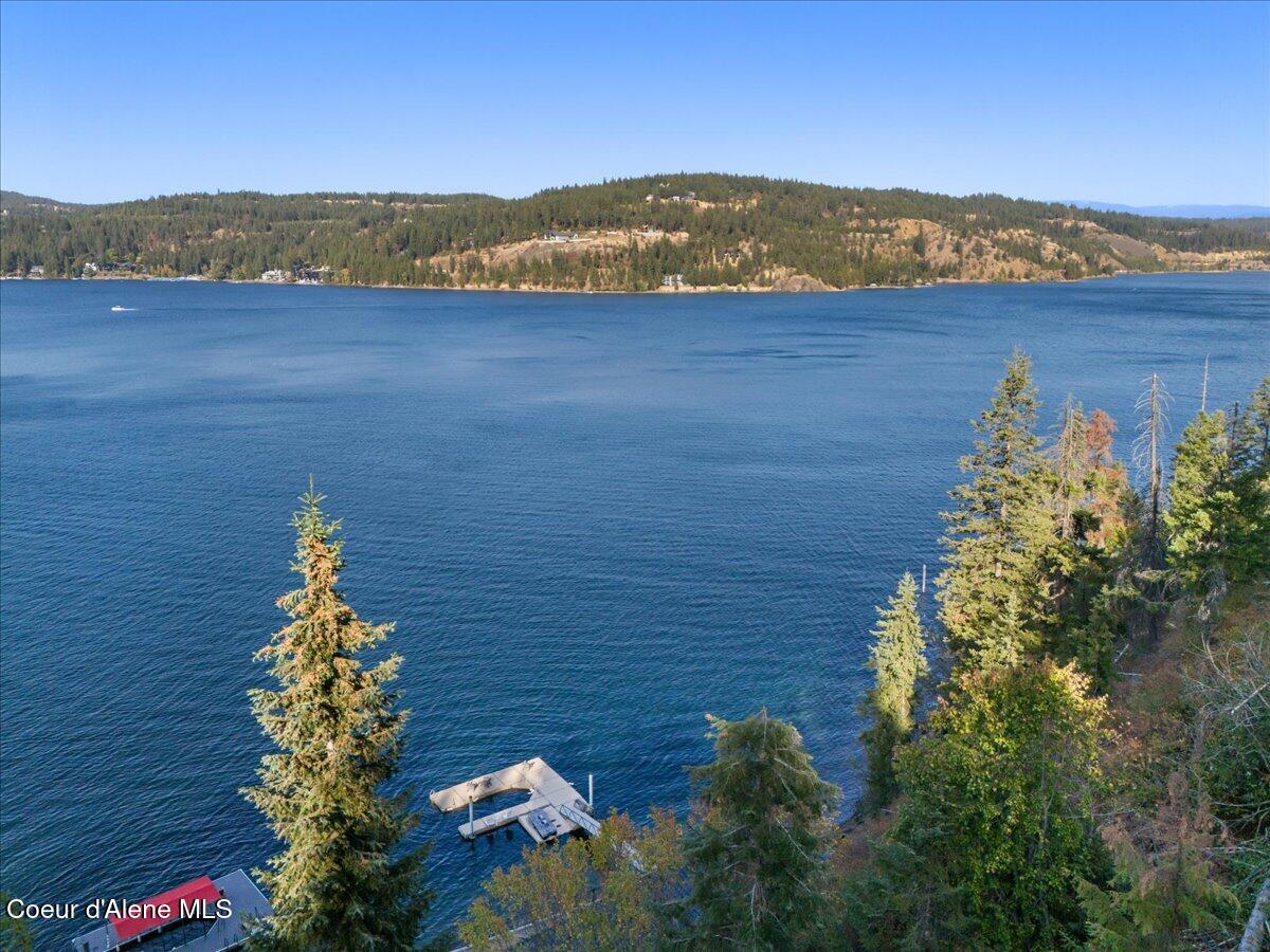 3607 South Eddyville Road Harrison, ID 83833 - Photo 5 of 42 05-Aerial front of home and lake
