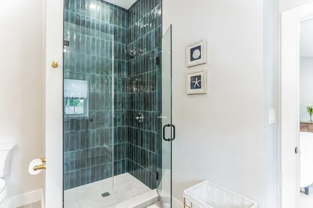 $799,900 | 194 Hinckley Road, Hyannis, MA 02601