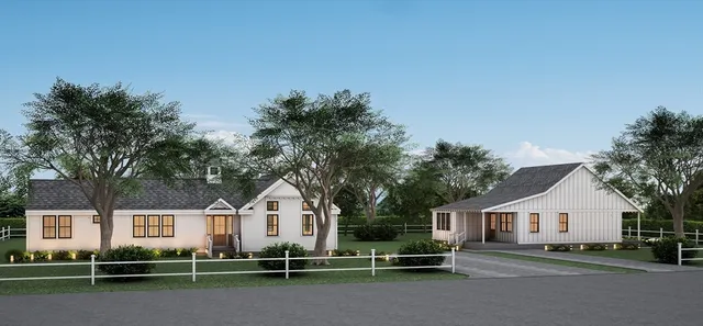 $799,900 | 194 Hinckley Road, Hyannis, MA 02601