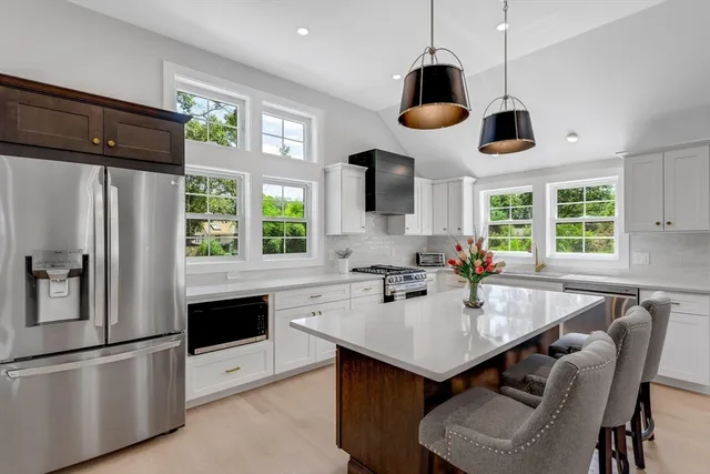 $799,900 | 194 Hinckley Road, Hyannis, MA 02601