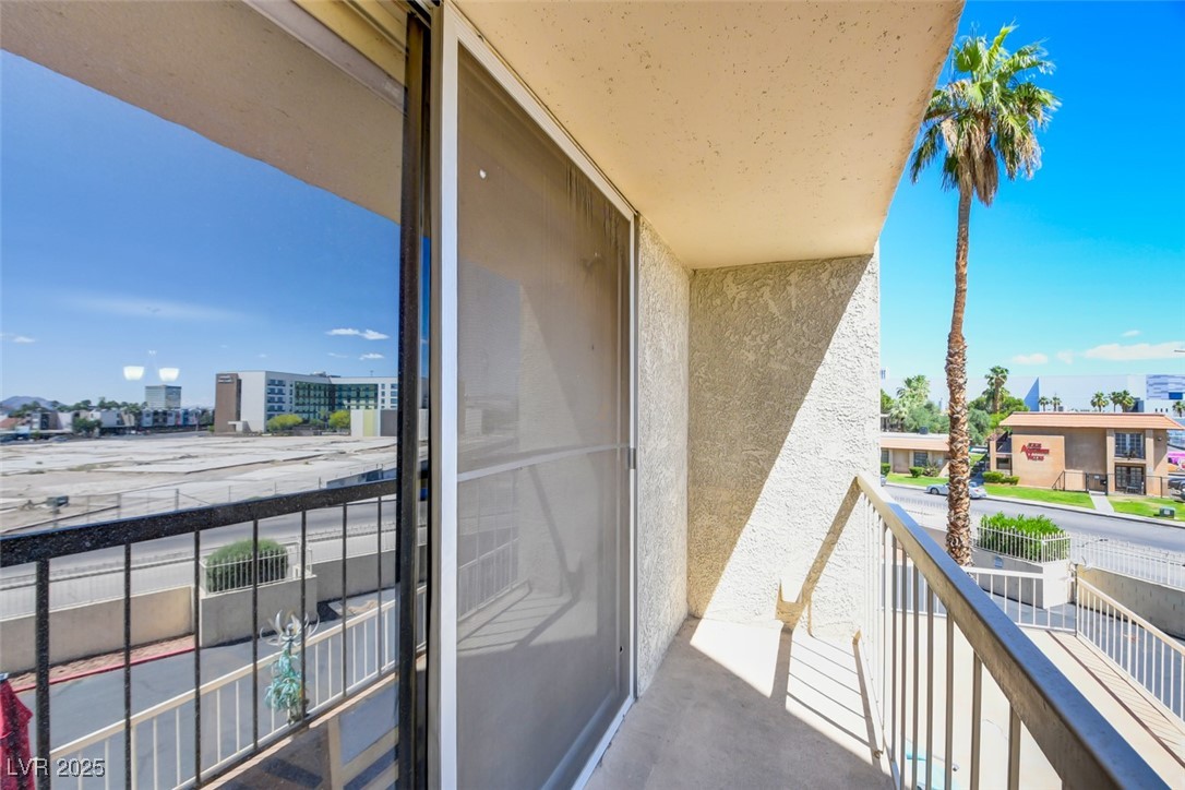 745 North Royal Crest Circle, Unit 127 Las Vegas, NV 89169 - Photo 15 of 26 View of balcony