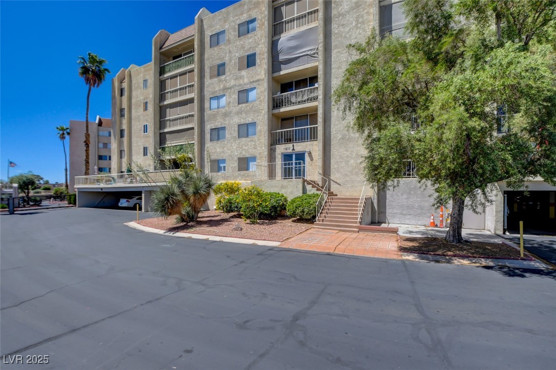 745 North Royal Crest Circle, Unit 127 Las Vegas, NV 89169 - Photo 3 of 26 View of apartment building / complex