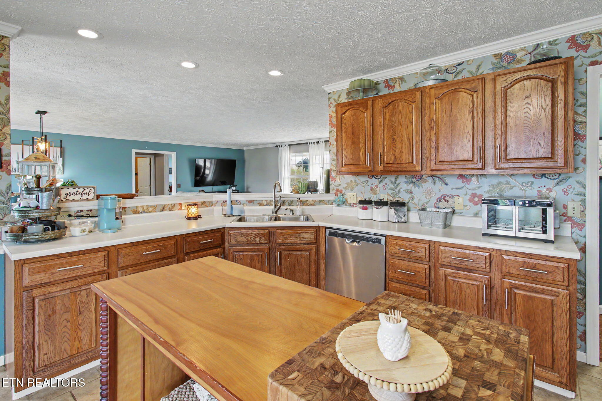 3909 Tuckaleechee Pike Maryville, TN 37804 - Photo 14 of 41 Kitchen...