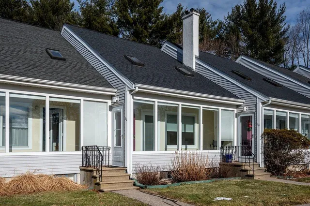 $379,900 | 3 Greenfield Drive, Unit C, Dover, NH 03820