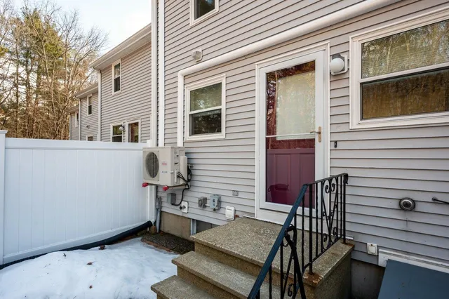 $379,900 | 3 Greenfield Drive, Unit C, Dover, NH 03820