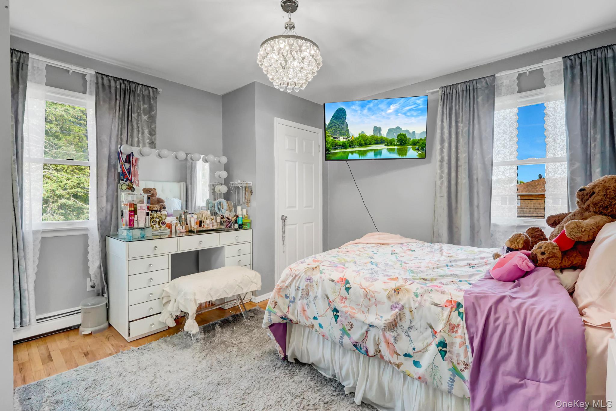 301 Oak Neck Road West Islip, NY 11795 - Photo 13 of 16