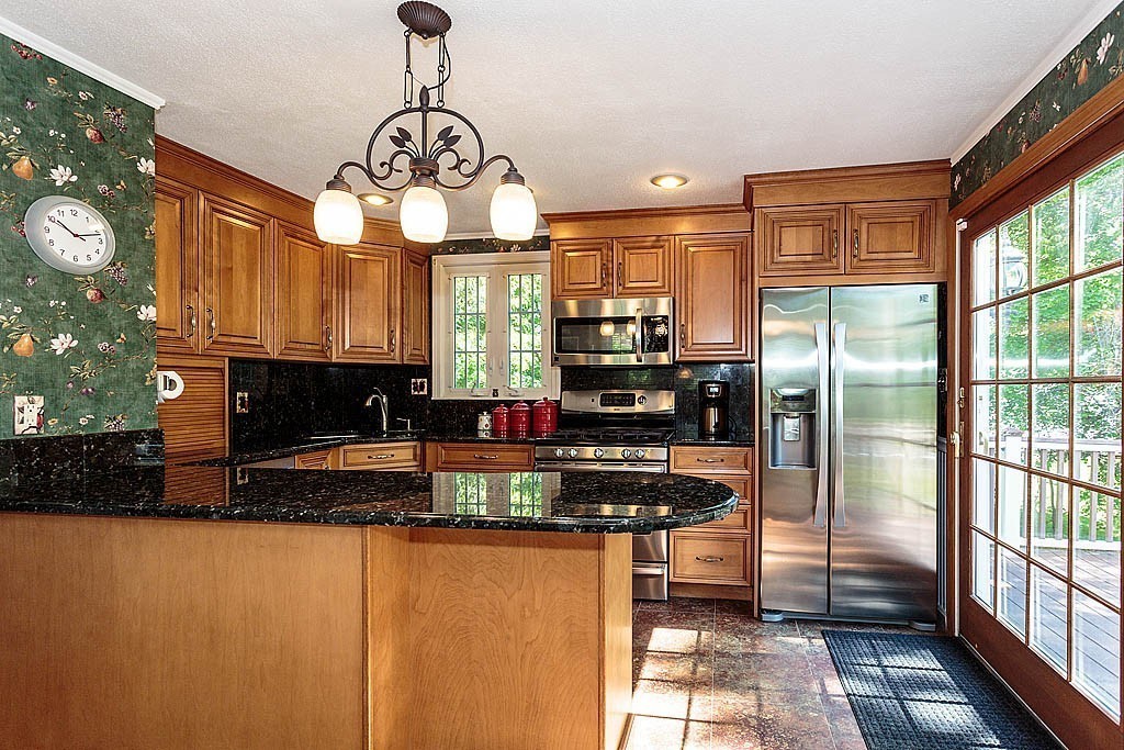 3 Jayson Road Methuen, MA 01844 - Photo 3 of 27 Gallery Image 3