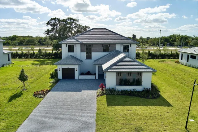 $2,000,000 | 2391 Southwest 123rd Terrace, Davie, FL 33325