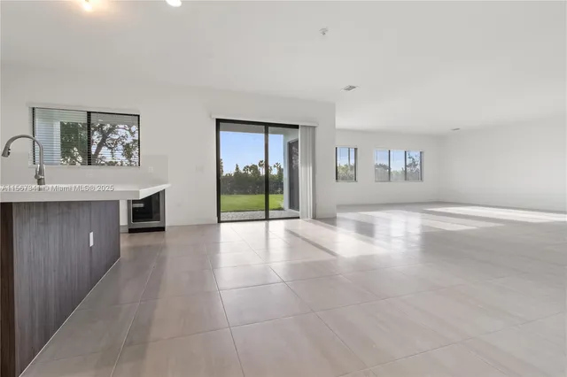 $2,000,000 | 2391 Southwest 123rd Terrace, Davie, FL 33325