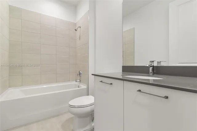 $2,000,000 | 2391 Southwest 123rd Terrace, Davie, FL 33325