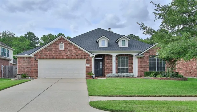 $369,500 | 2802 Parkeston Drive | Louetta Lakes