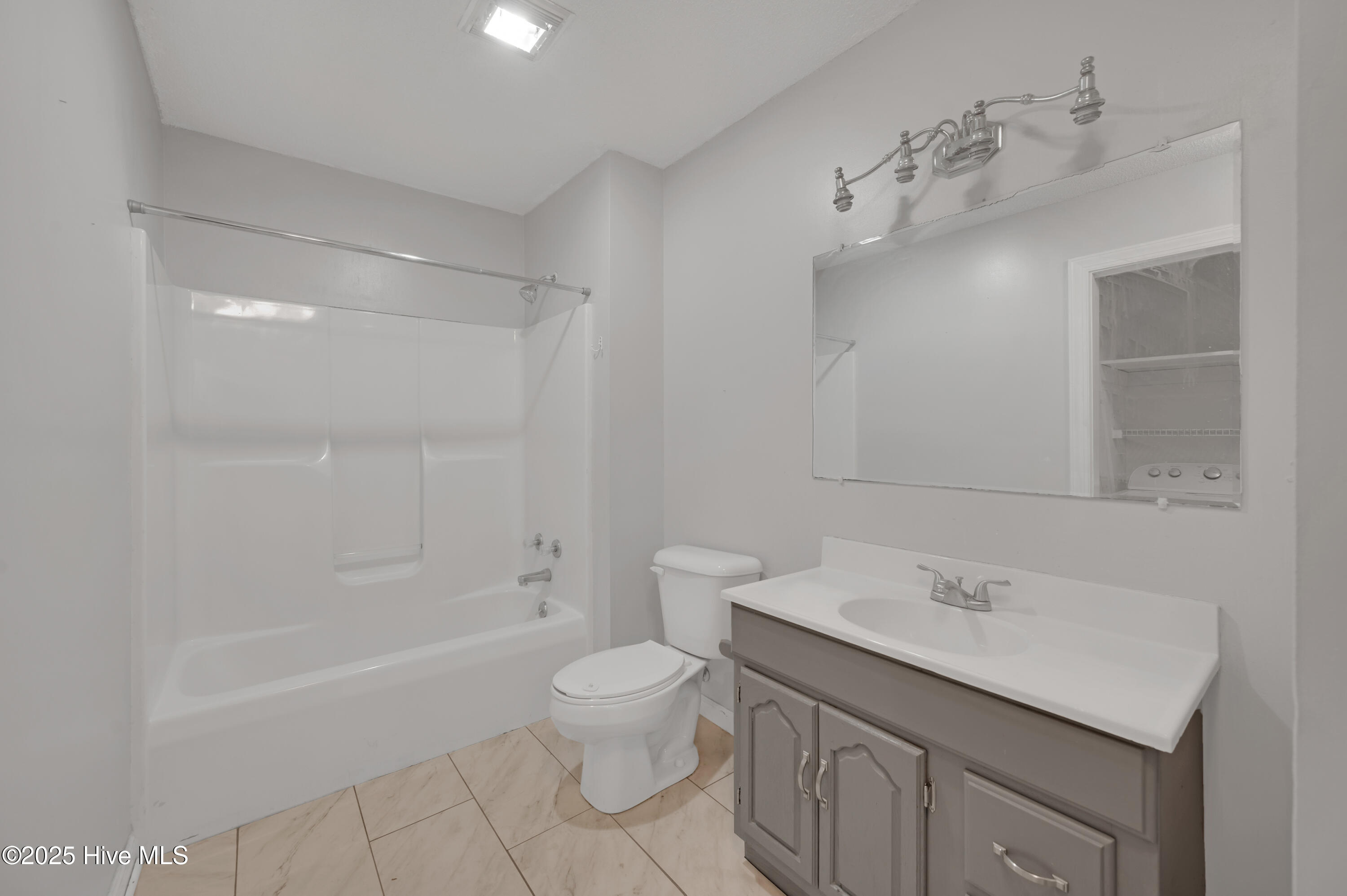 3426 Alvin Road Grimesland, NC 27837 - Photo 14 of 32 3426 Alvin Road-20