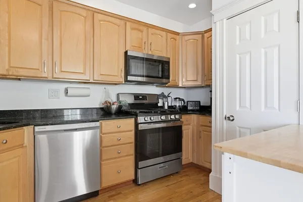 $4,400 | 88 G Street, Unit B, Boston, MA 02127
