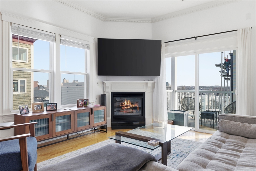 88 G Street, Unit B Boston, MA 02127 - Photo 5 of 31