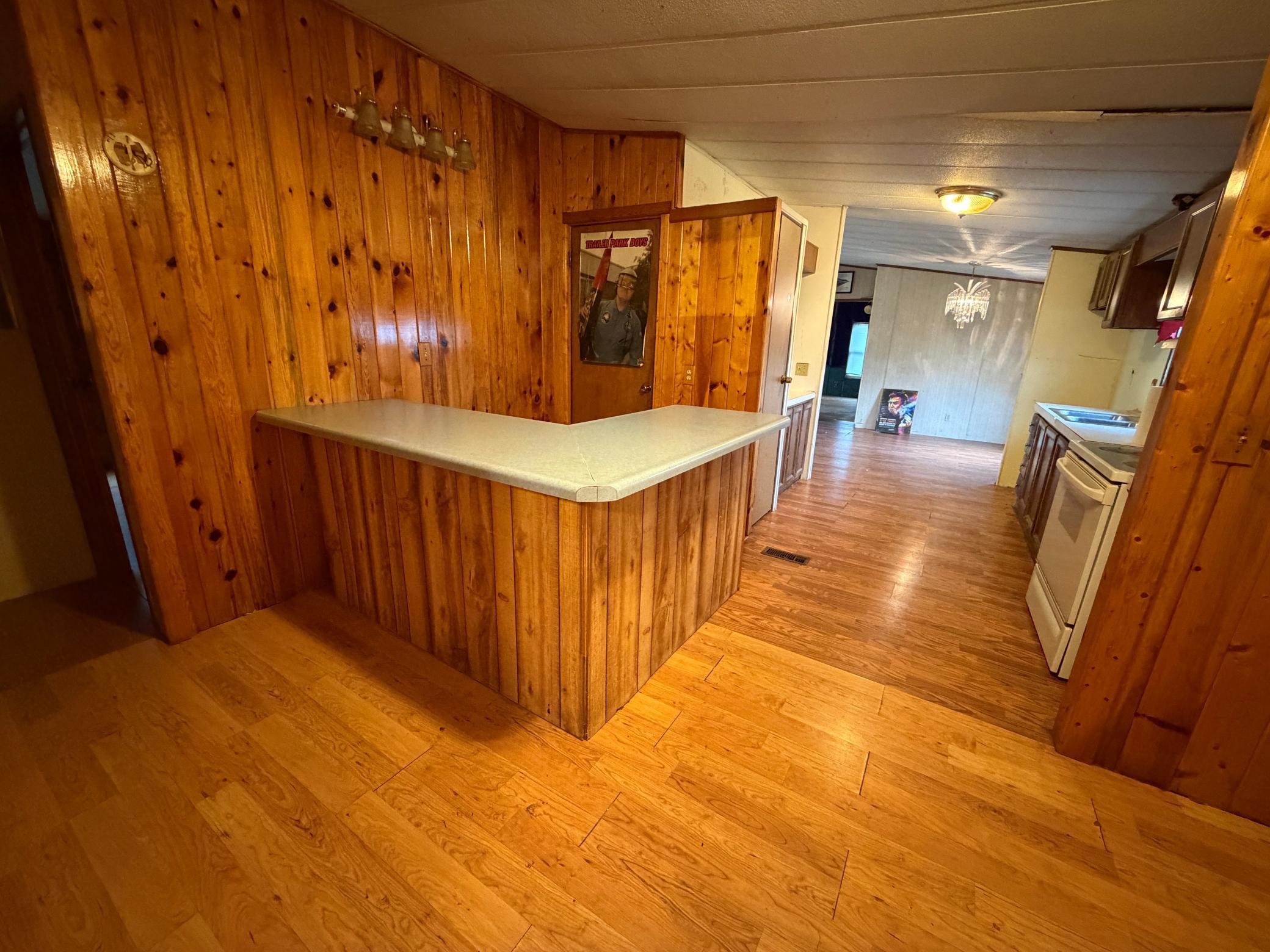205 4th Avenue Southwest Roseau, MN 56751 - Photo 3 of 14