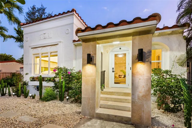 $2,198,000 | 3616 Southwest 26th Street, Miami, FL 33133