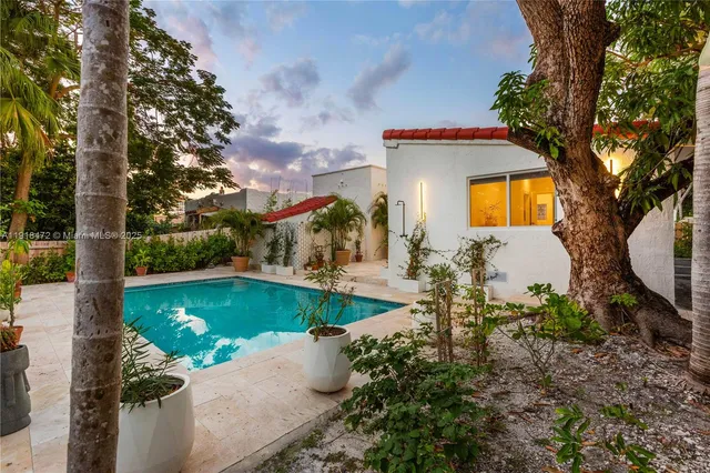 $2,198,000 | 3616 Southwest 26th Street, Miami, FL 33133
