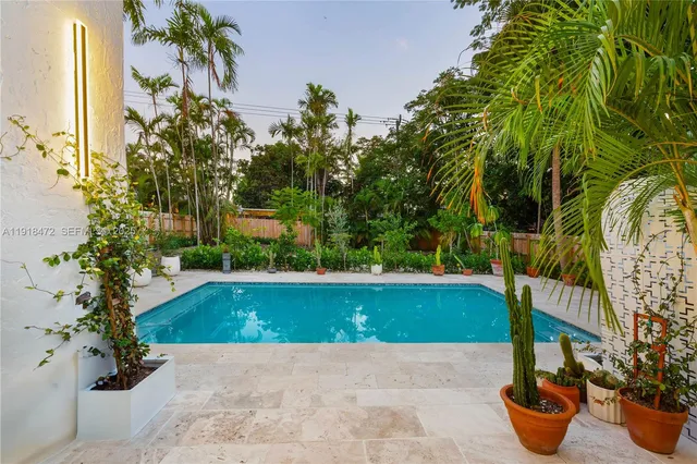 $2,198,000 | 3616 Southwest 26th Street, Miami, FL 33133