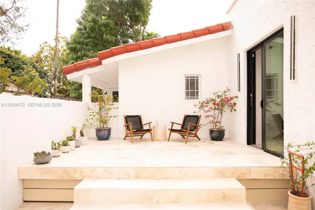 $2,198,000 | 3616 Southwest 26th Street, Miami, FL 33133