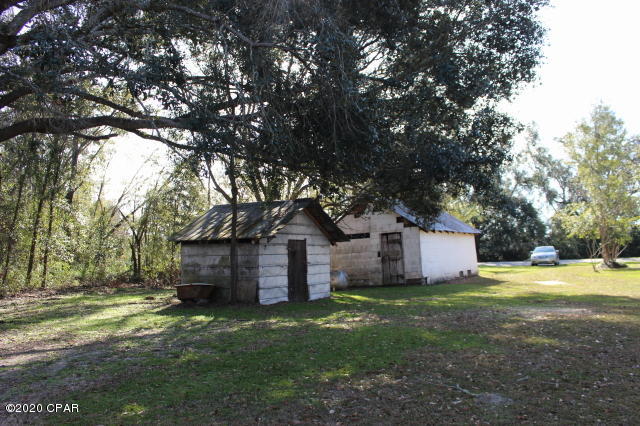 5148 Wintergreen Road Bascom, FL 32423 - Photo 12 of 36