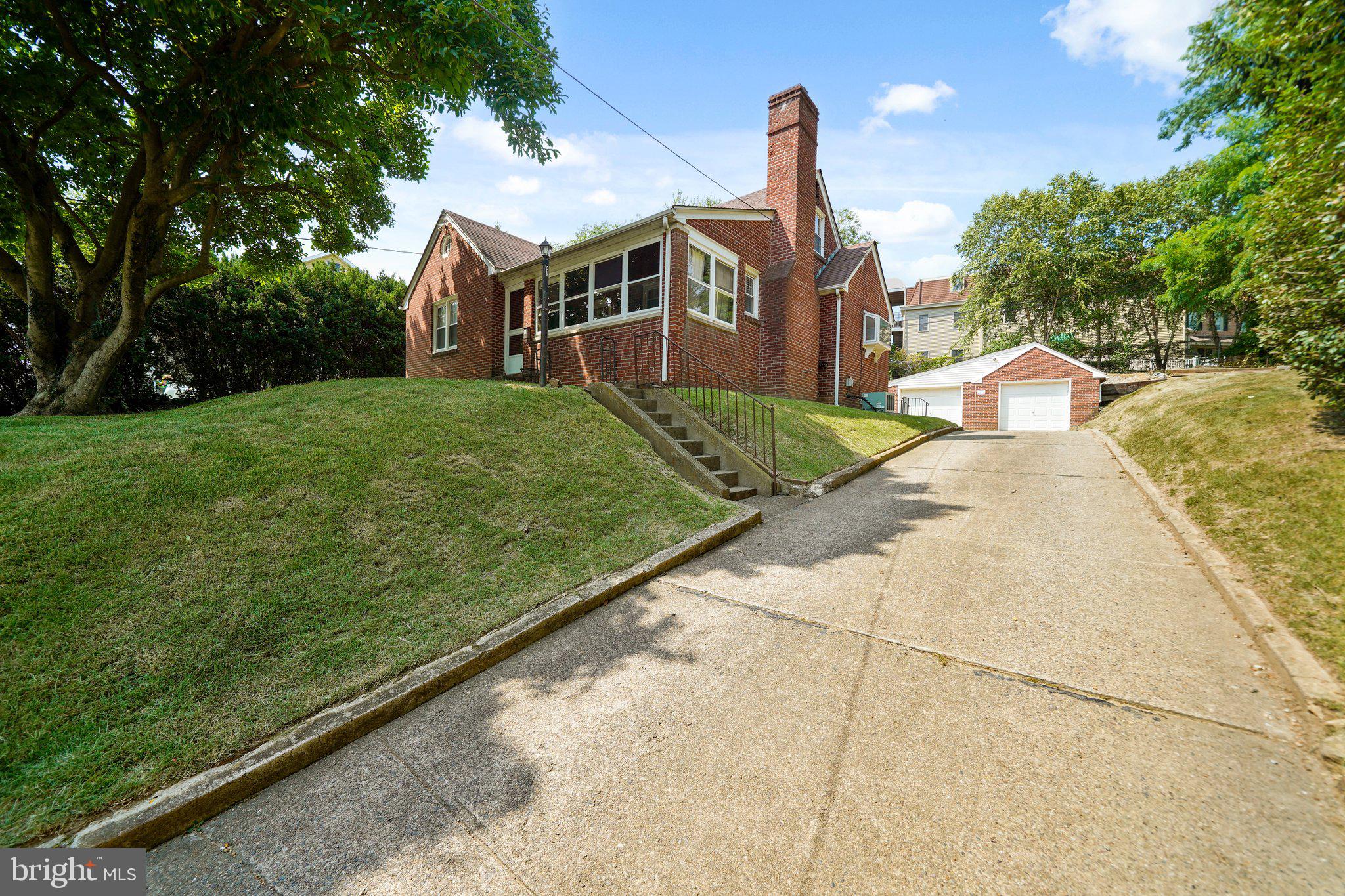 69 Hillside Road Wilmington, DE 19804 - Photo 1 of 33 Gallery Image 1