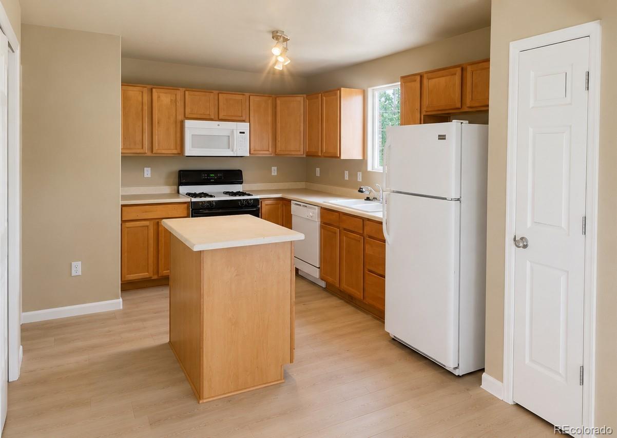 4919 Rusty Nail Point Colorado Springs, CO 80916 - Photo 4 of 12