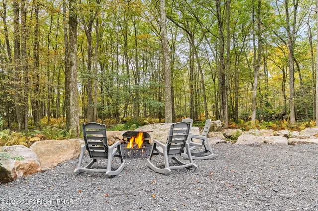 $429,900 | 4 Redwood Drive, Albrightsville, PA 18210