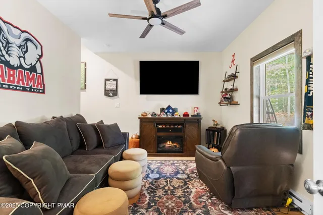 $429,900 | 4 Redwood Drive, Albrightsville, PA 18210