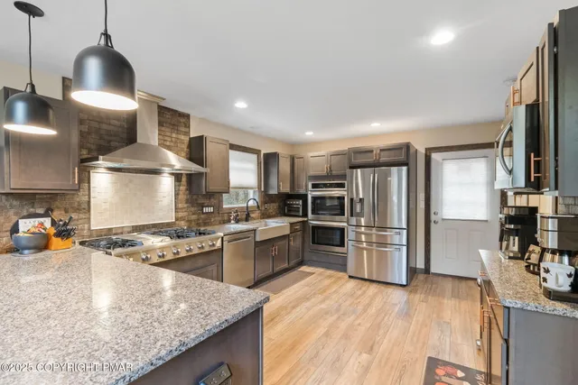 $429,900 | 4 Redwood Drive, Albrightsville, PA 18210