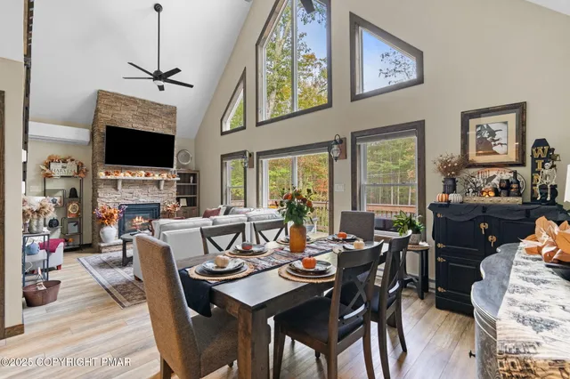 $429,900 | 4 Redwood Drive, Albrightsville, PA 18210