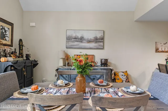 $429,900 | 4 Redwood Drive, Albrightsville, PA 18210