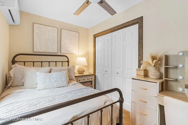 $429,900 | 4 Redwood Drive, Albrightsville, PA 18210