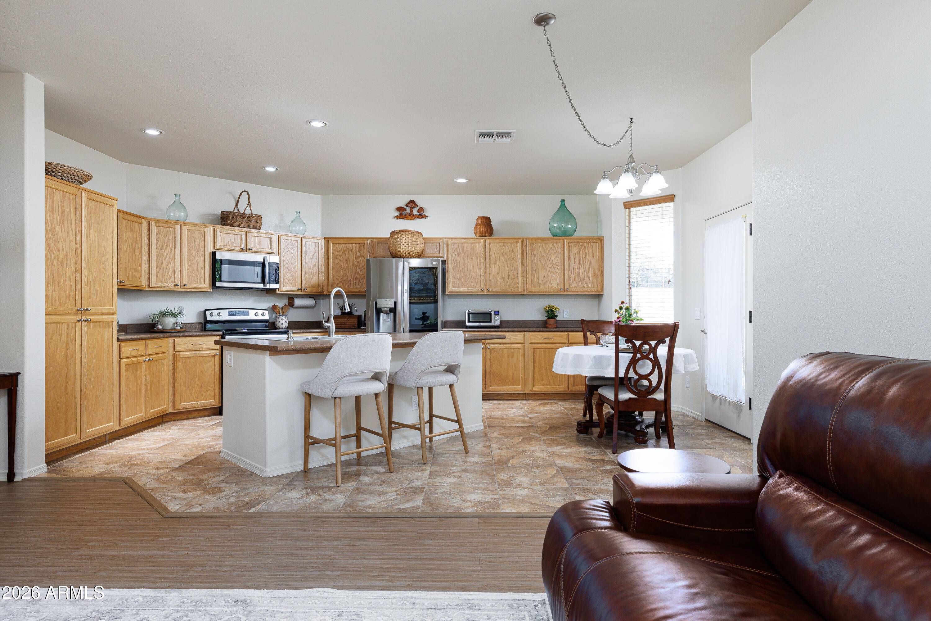 2611 Rising Moon Way Sierra Vista, AZ 85635 - Photo 8 of 37 9