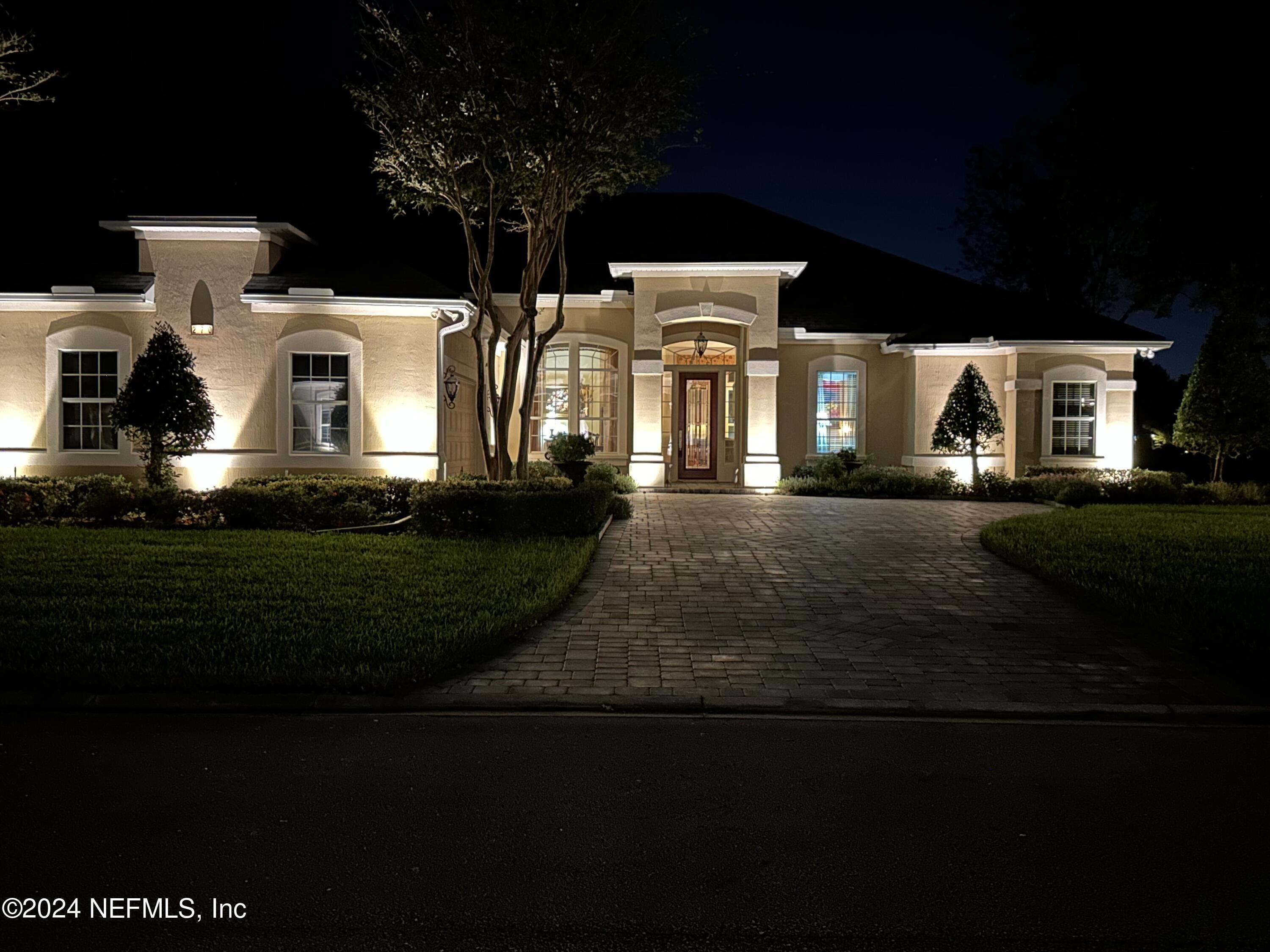 270 Holland Drive St. Augustine, FL 32095 - Photo 4 of 60 Beautiful Uplighting