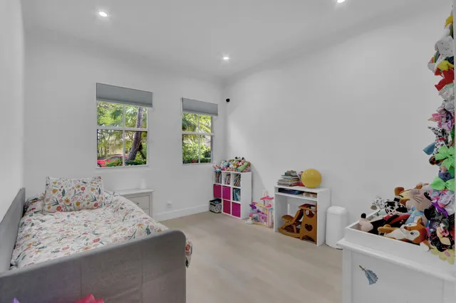 $939,000 | 5885 Northwest 40th Terrace, Boca Raton, FL 33496